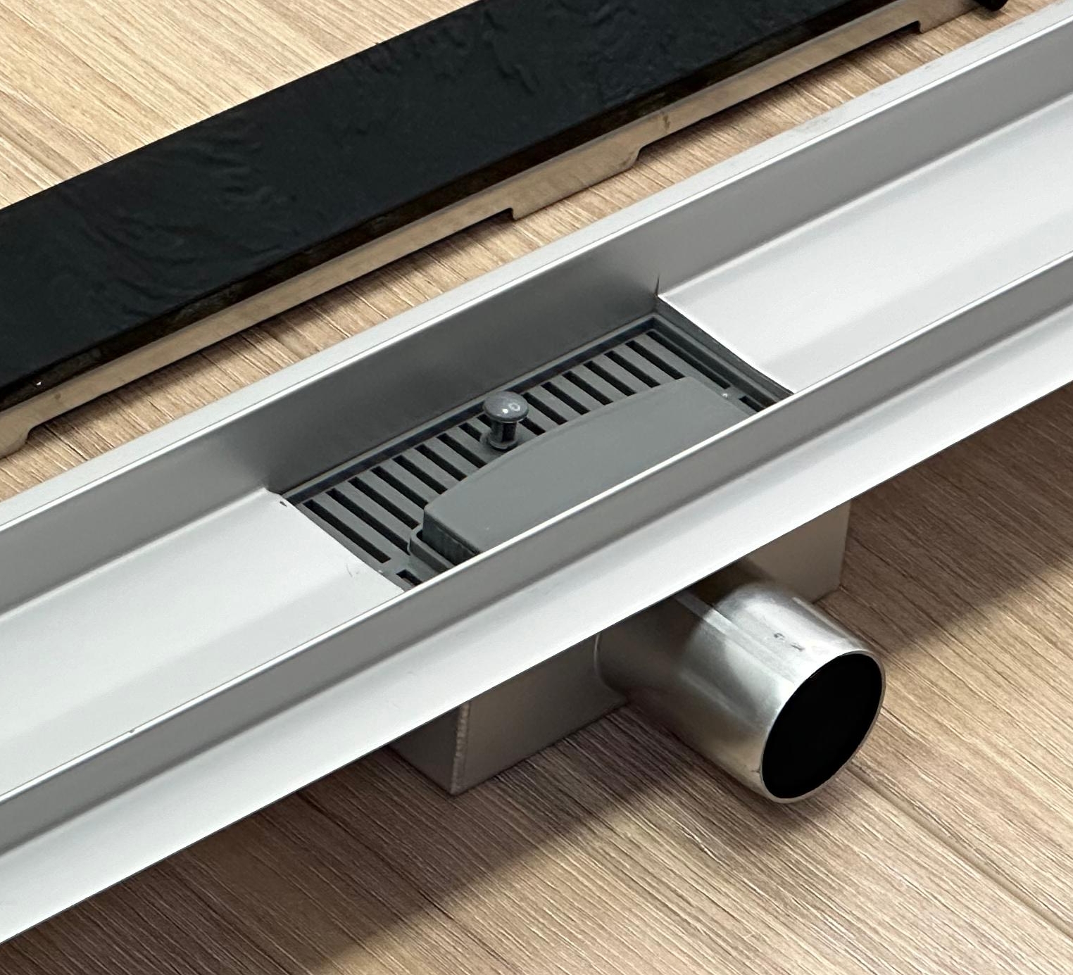 Трап лінійний AS 60 Black Glass B