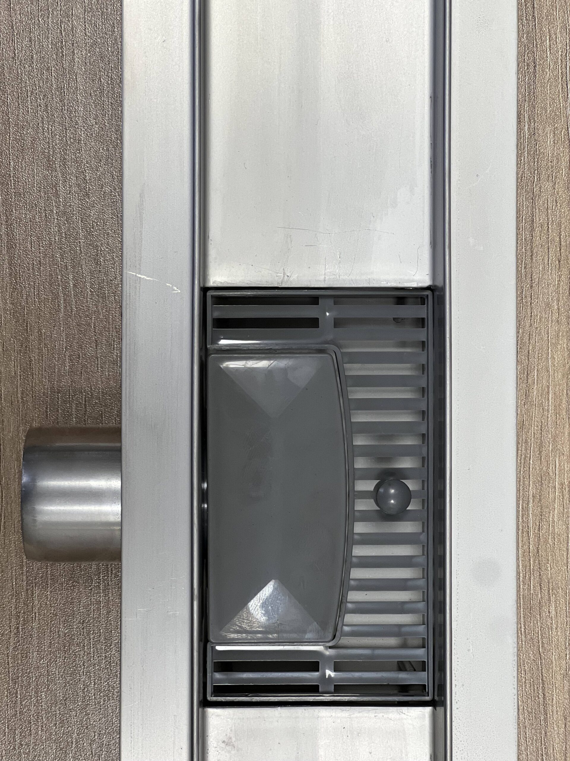 Трап лінійний AS 70 Black Glass B