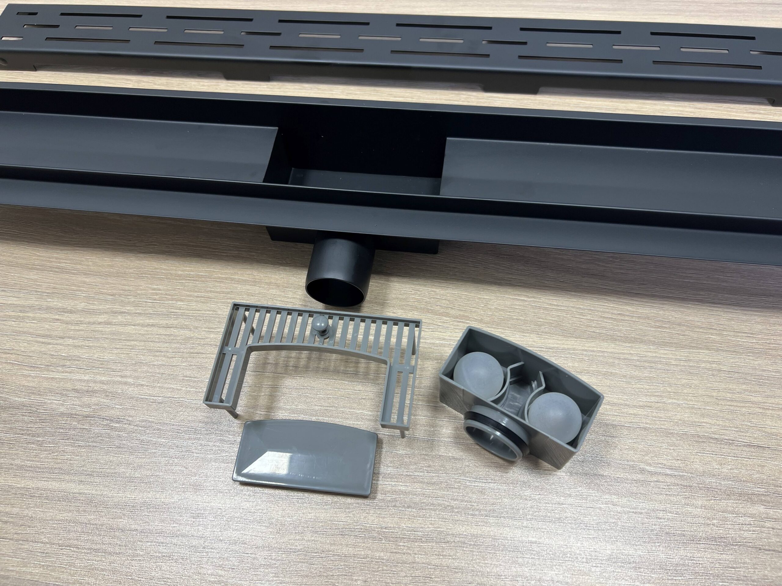 Трап лінійний AS 70 All Blacks