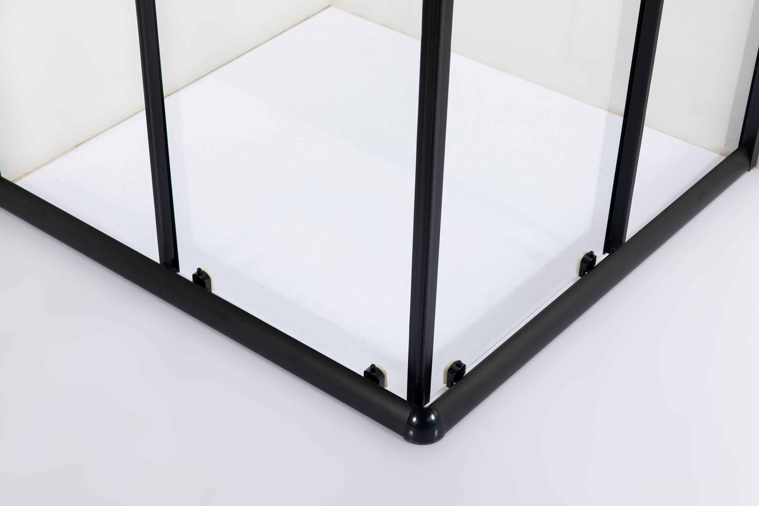 Душова кабіна AquaStream Ethos 90S розпашна All Blacks