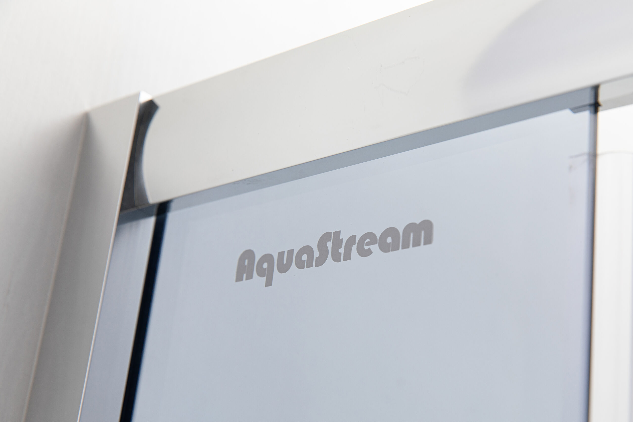 Душова кабіна AquaStream Ethos 90S розпашна сіра