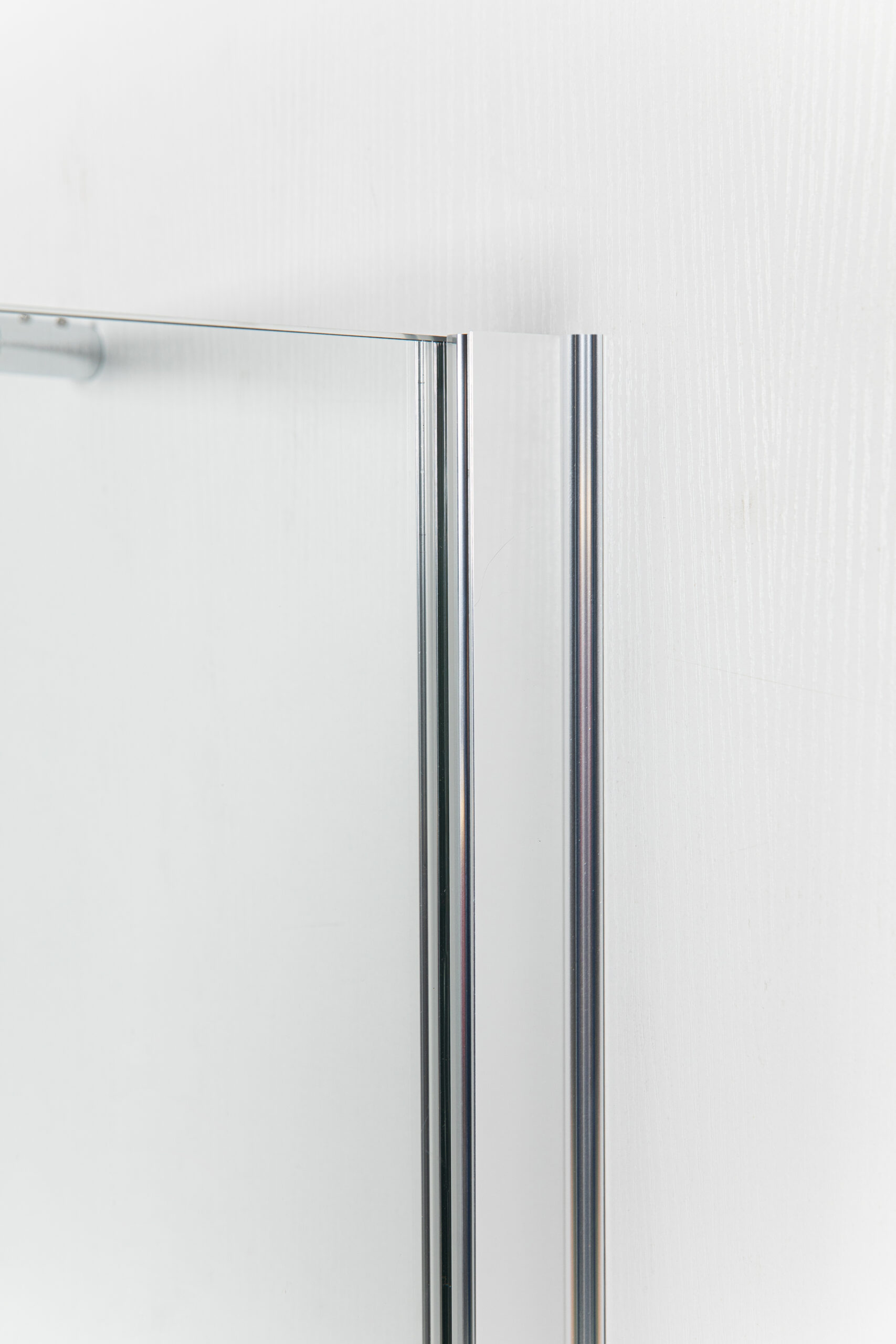 Шторка для ванны стеклянная AquaStream 65 прозрачная