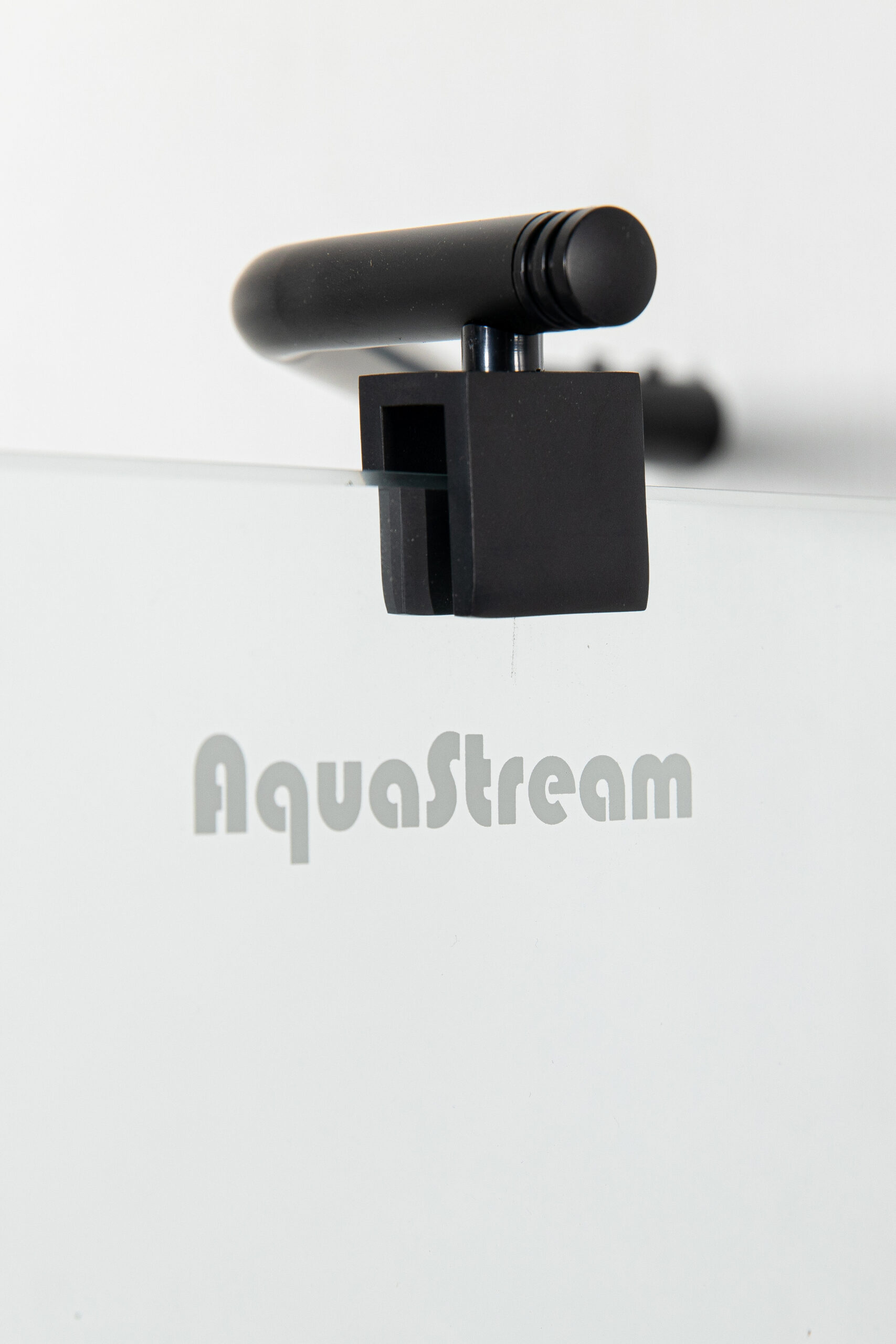 Шторка для ванны стеклянная AquaStream 65 ALL Blacks прозрачная