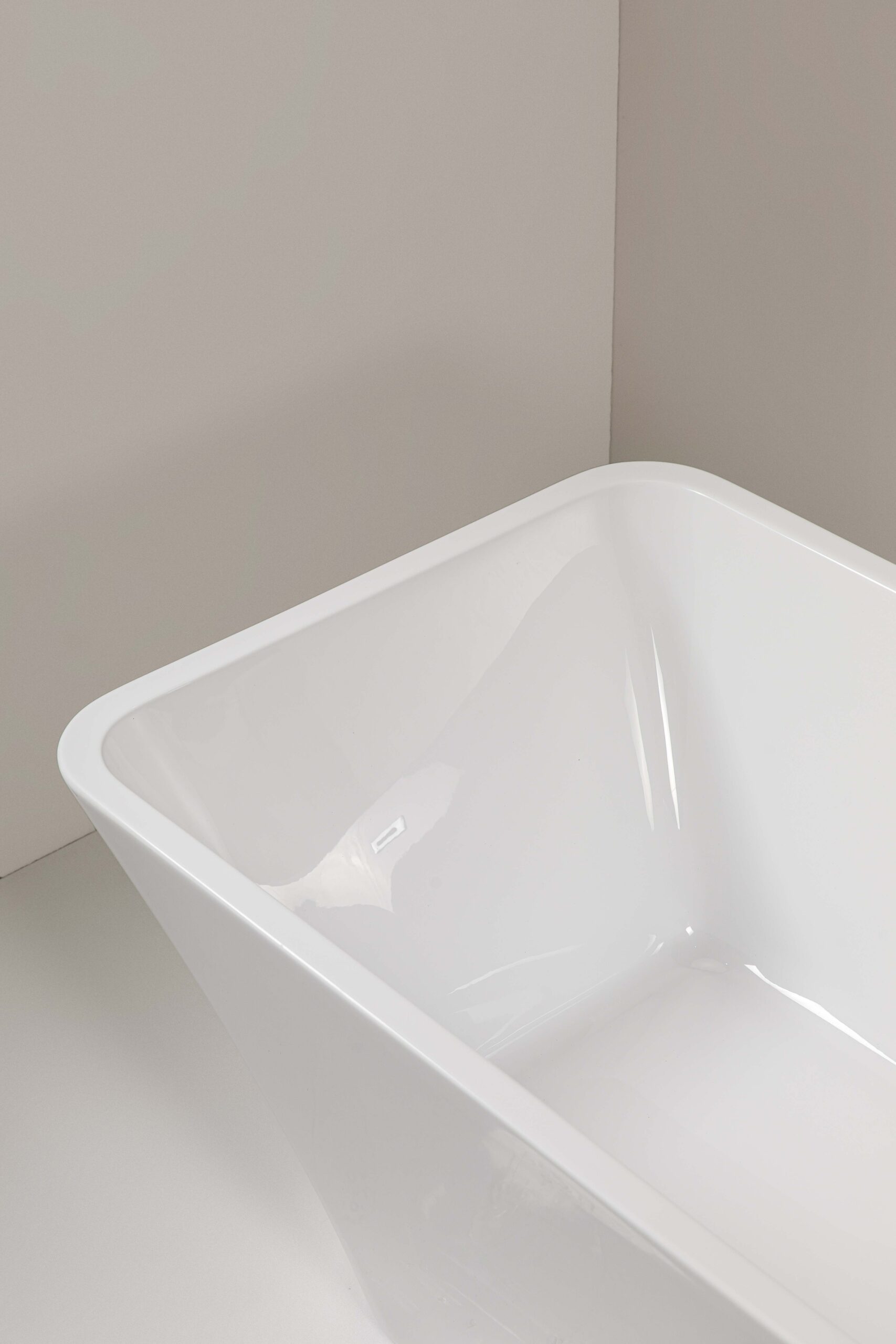 Окремо стояча ванна ALDO MARE CHANTELLE 150